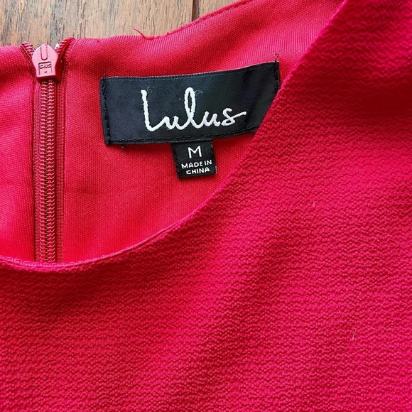 Lulus Center of Attention Red Flounce Sleeve Dress size M - Picture 13 of 16